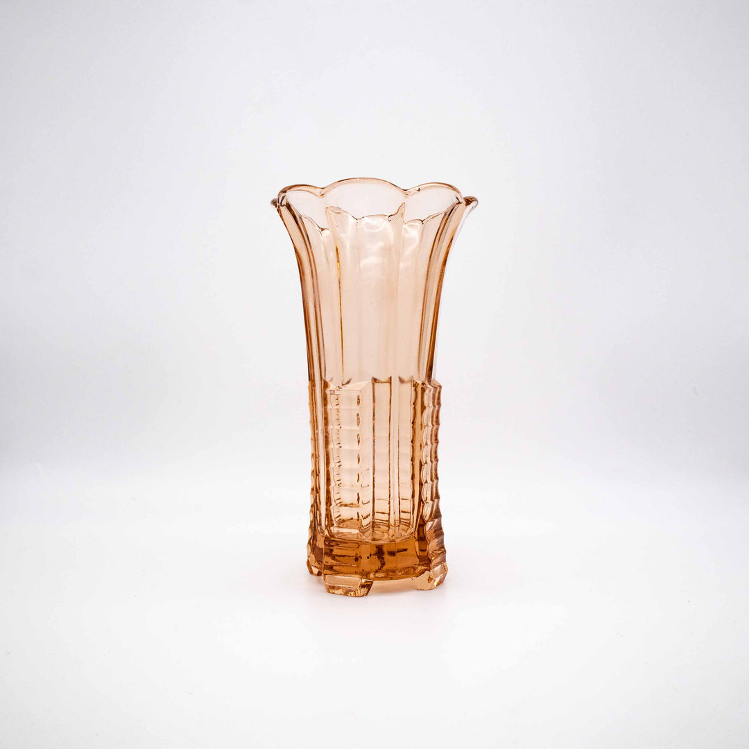 Art Déco Vase aus Rosalinglas, Vorderseite