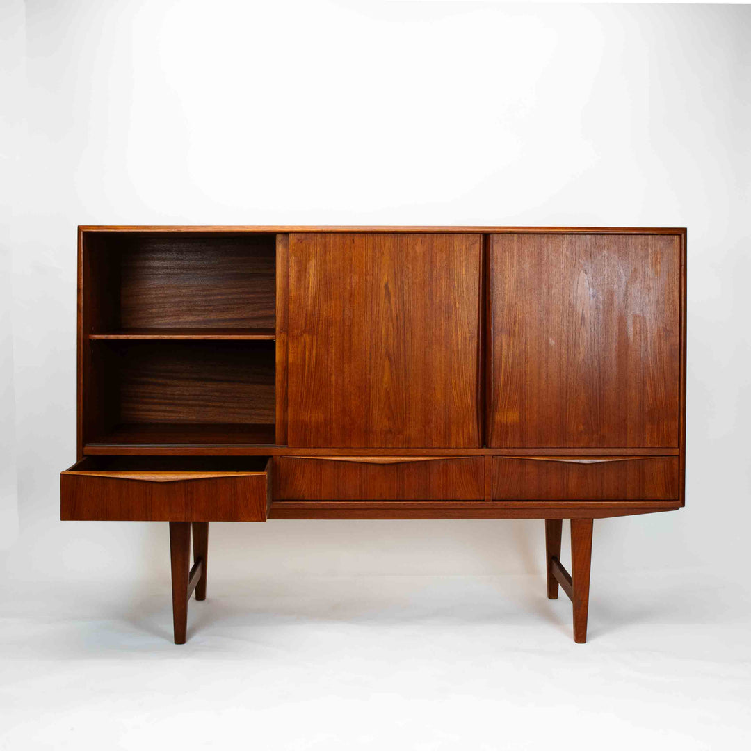Dänisches Teak Highboard von E.W. Bach für Sejling Skabe, rechte Seite geöffnet