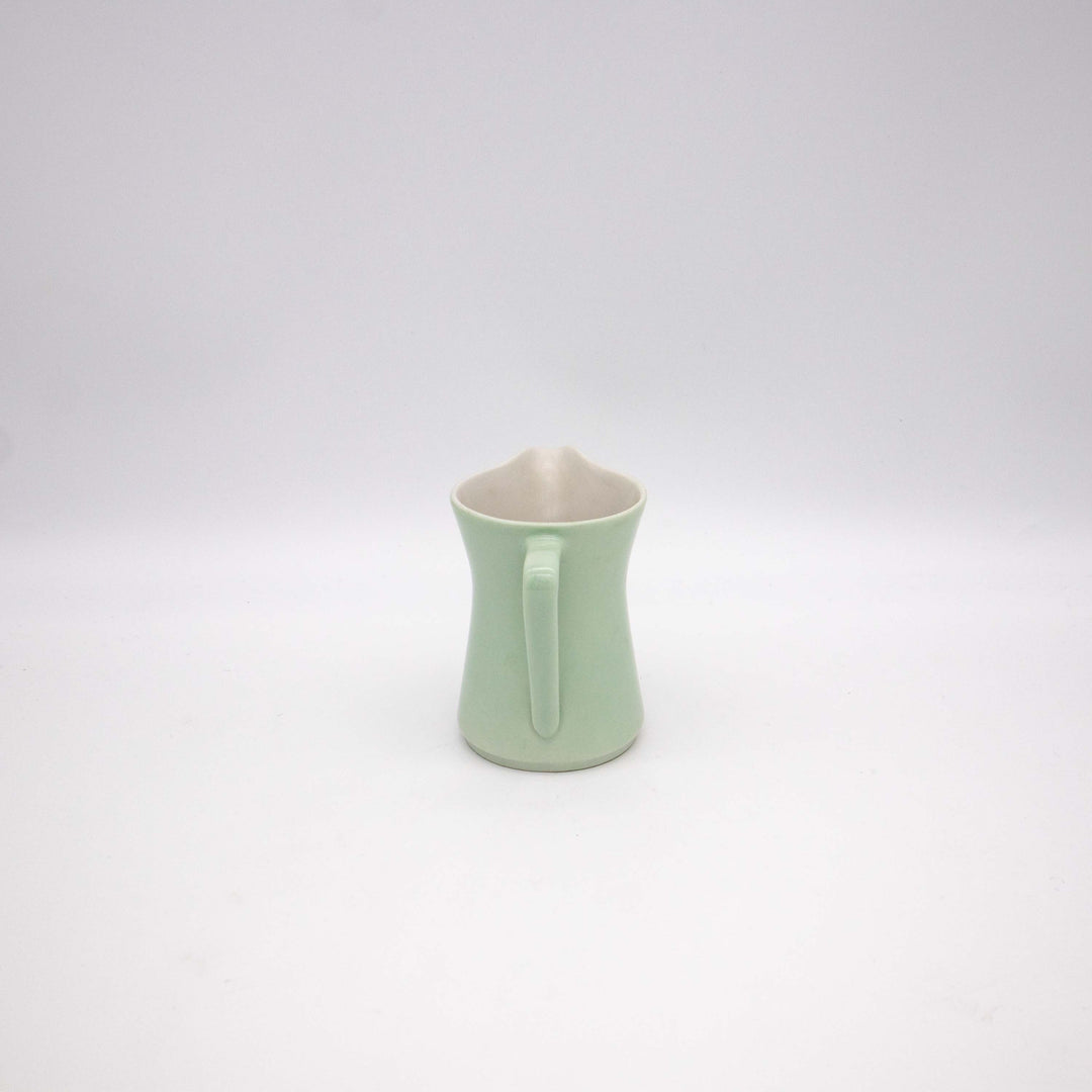 Lilien Porzellan Milchkanne, Rückseite