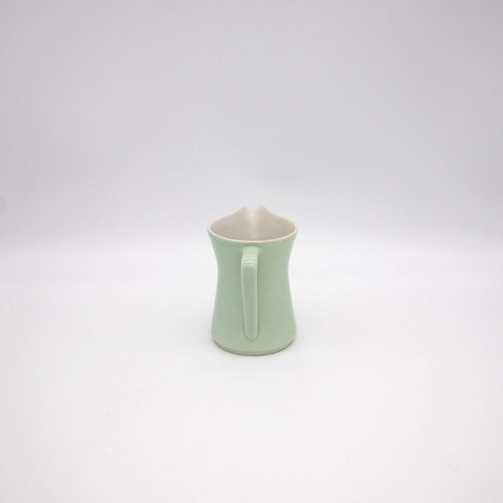 Lilien Porzellan Milchkanne, Rückseite