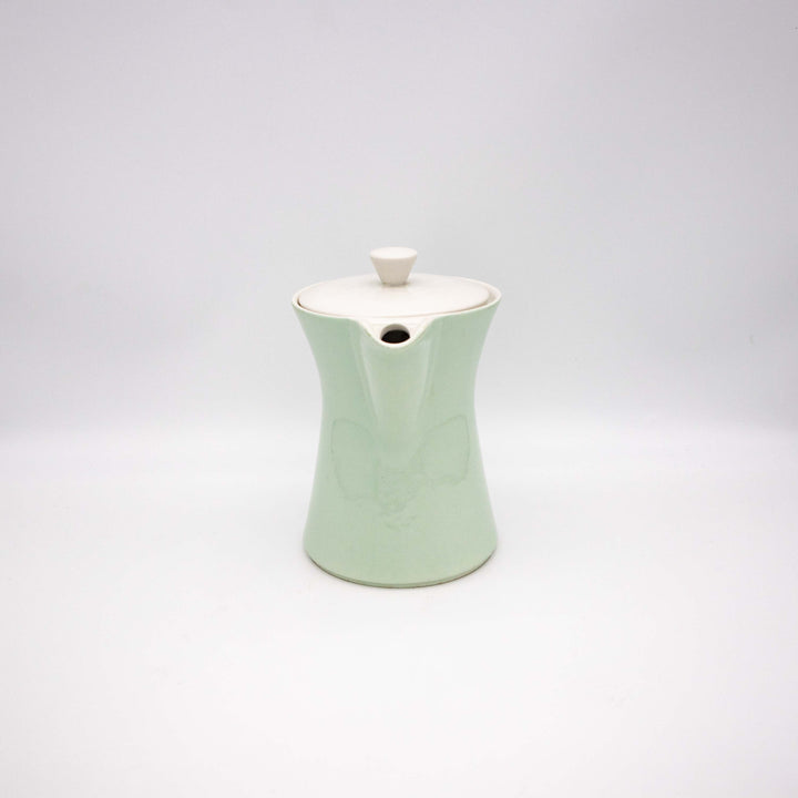 Lilien Porzellan Kaffeekanne, Vorderseite