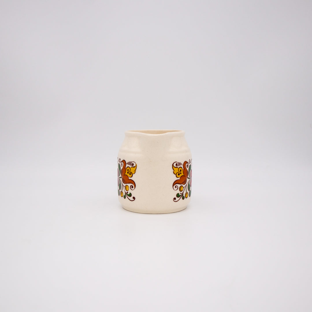 Milchkännchen von VEB Steingut Torgau, Vorderseite