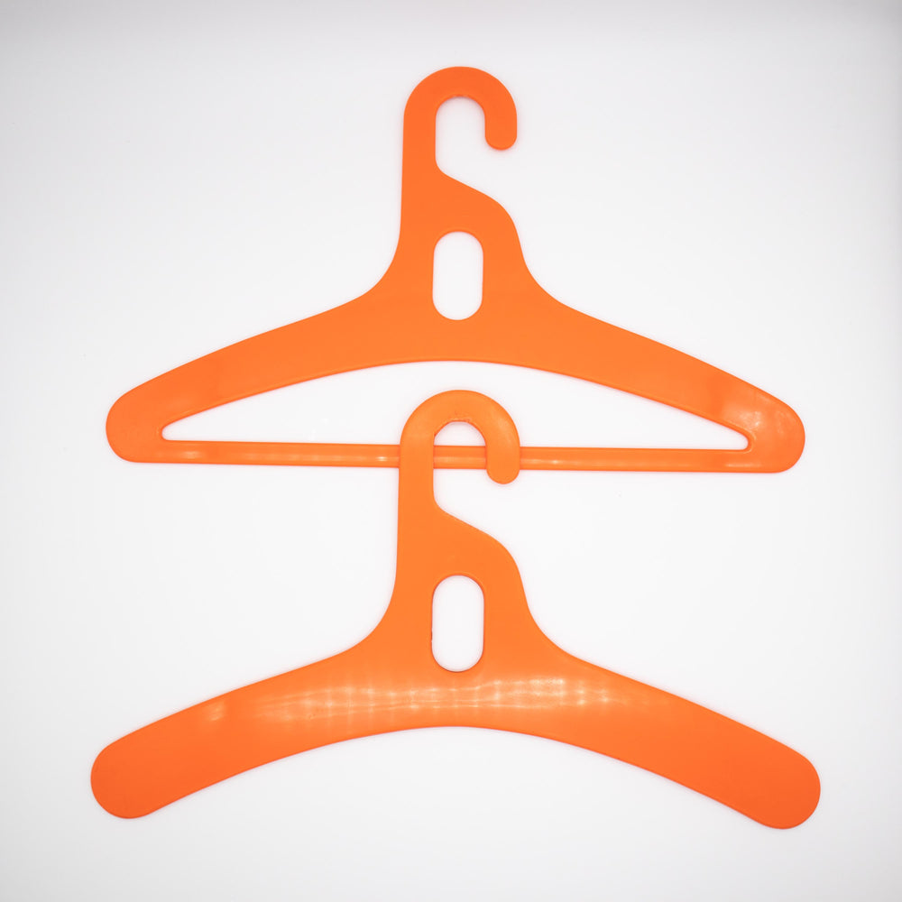 Orange Kleiderhaken, Rückseite