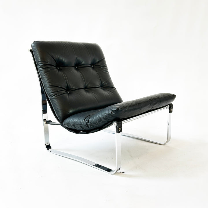 2 Stück "Spring" Lounge Chairs von Ingmar Relling für Westnofa, Einzelansicht leicht schräg stehend