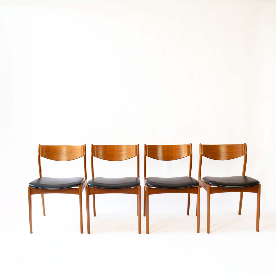 4 Stück Teak Sessel von P.E. Jørgensen für Farsø Stolefabrik, Vorderseite