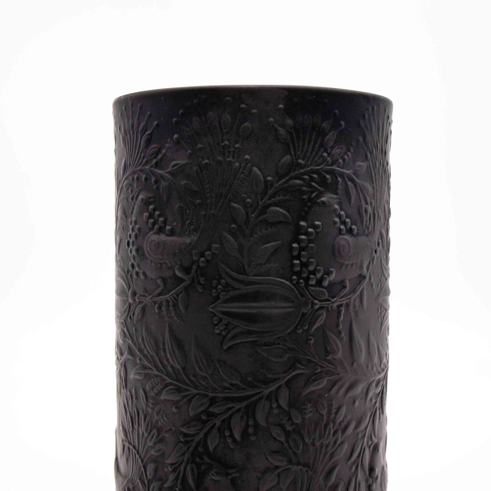 Schwarze Porzellan Vase von Bjorn Wiinblad für Rosenthal Studio Line, Detailansicht Mündung