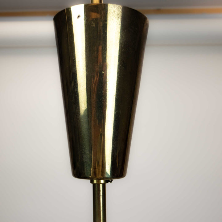 Deckenlampe von J.T. Kalmar mit Messing und Eisglas, Detailansicht Halterung