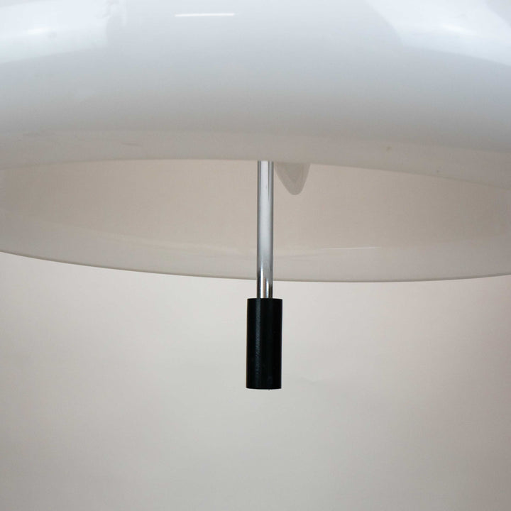 Italienische Deckenlampe aus Kunststoff von Meblo, Detailansicht Griff