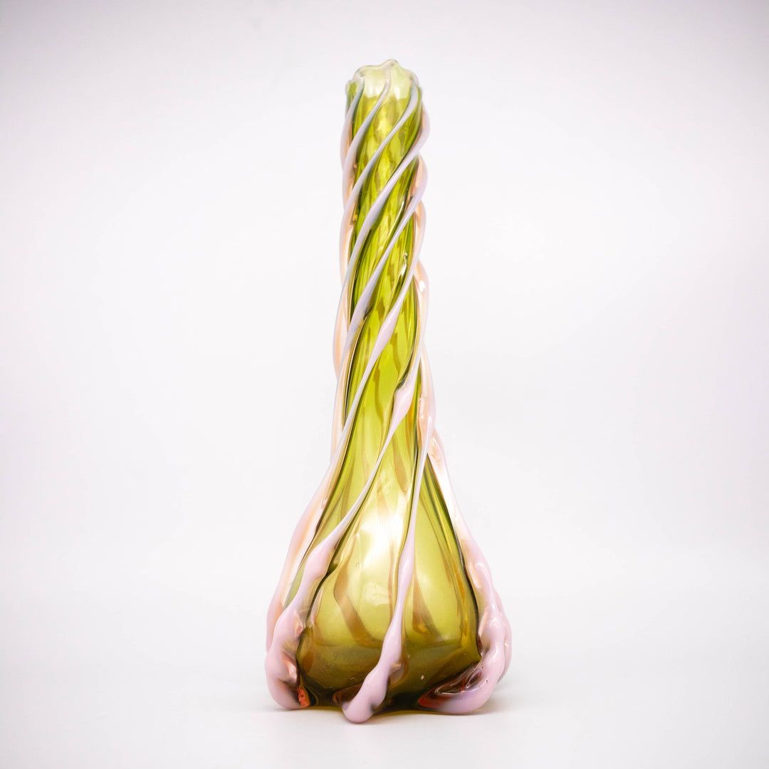 Gedrehte Stabvase, leicht schräg von unten