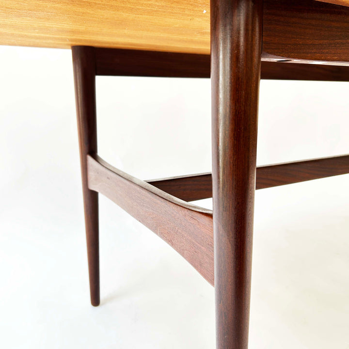 Großer dänischer Teak Couchtisch, Detailansicht Füße