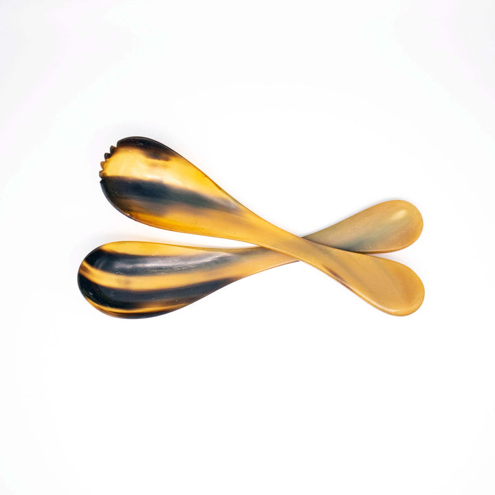 Horn-Salatbesteck im Stil der Werkstätte Auböck, arrangiert