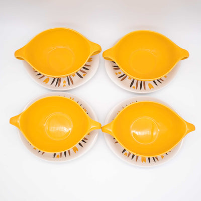 Sonnengelbe Suppenschalen mit Untertasse 4er Set, von oben fotografiert