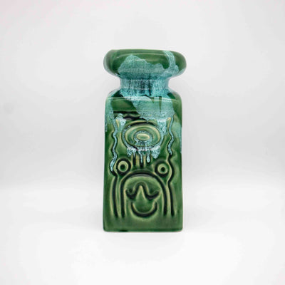 Vase mit grüner Laufglasur, Rückseite