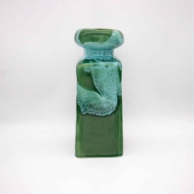 Vase mit grüner Laufglasur, Seitenansicht rechts