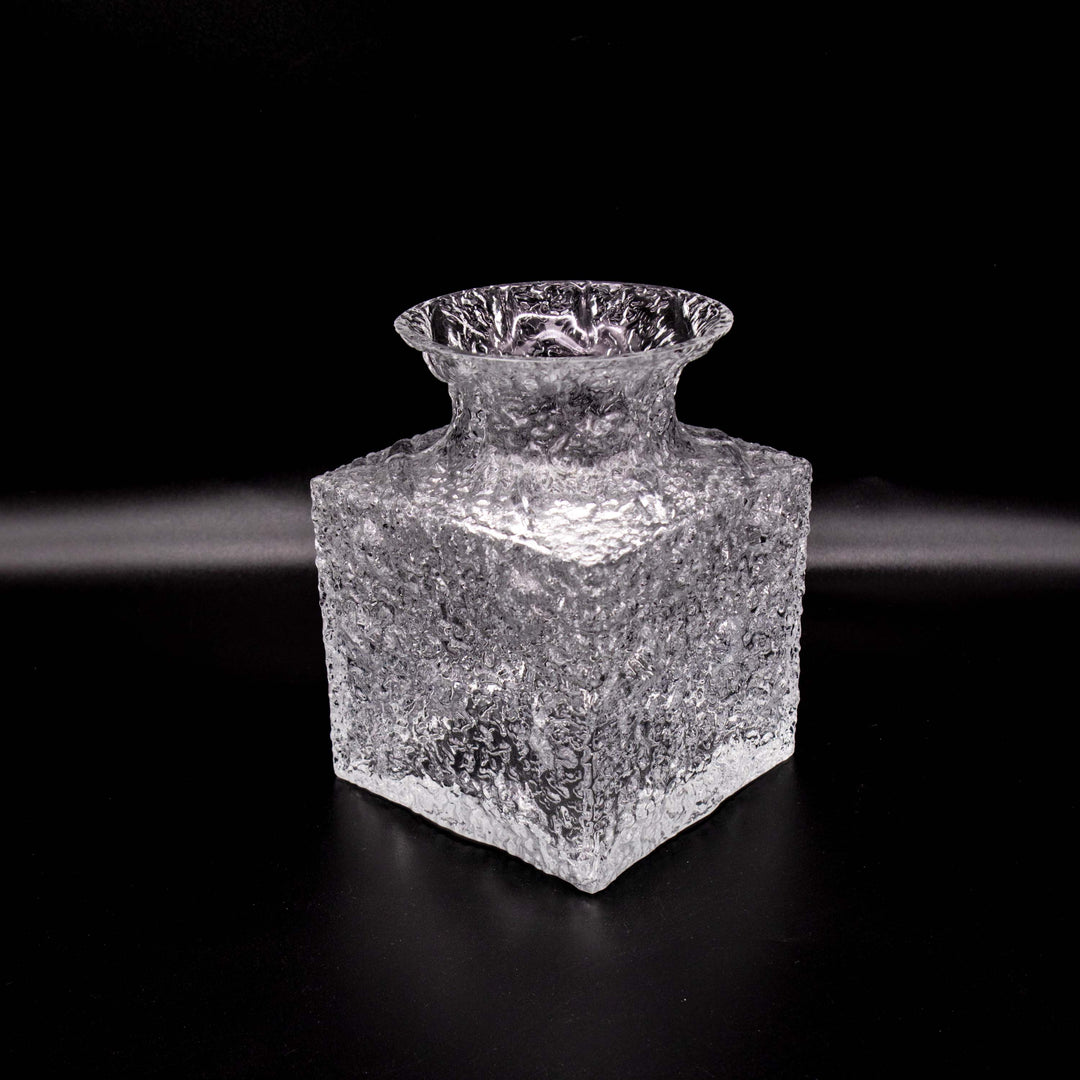 Krokus Eisglas Vase von Timo Sarpaneva für Iittala, schräg stehend