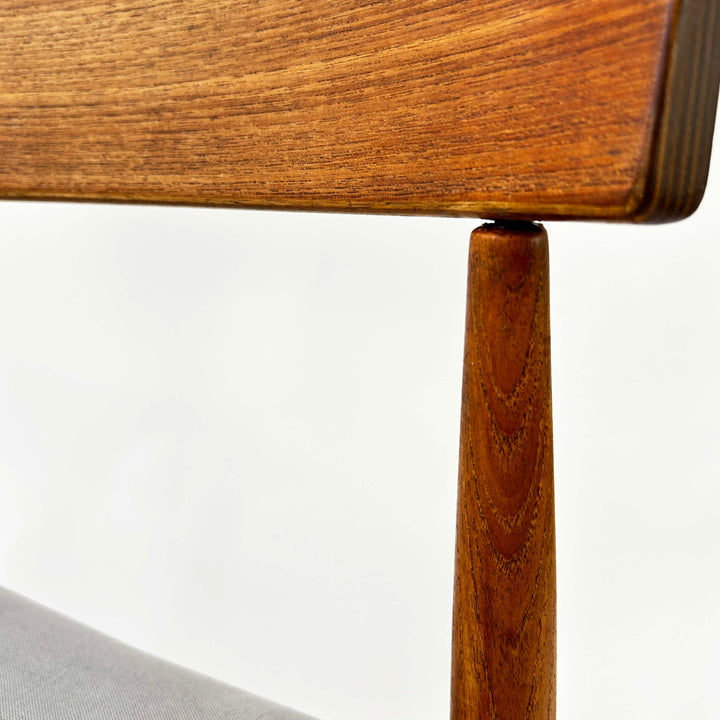 MK 200 Teak Stuhl von Arne Hovmand-Olsen für Mogens Kold, Detailansicht Fehlstelle Lehe