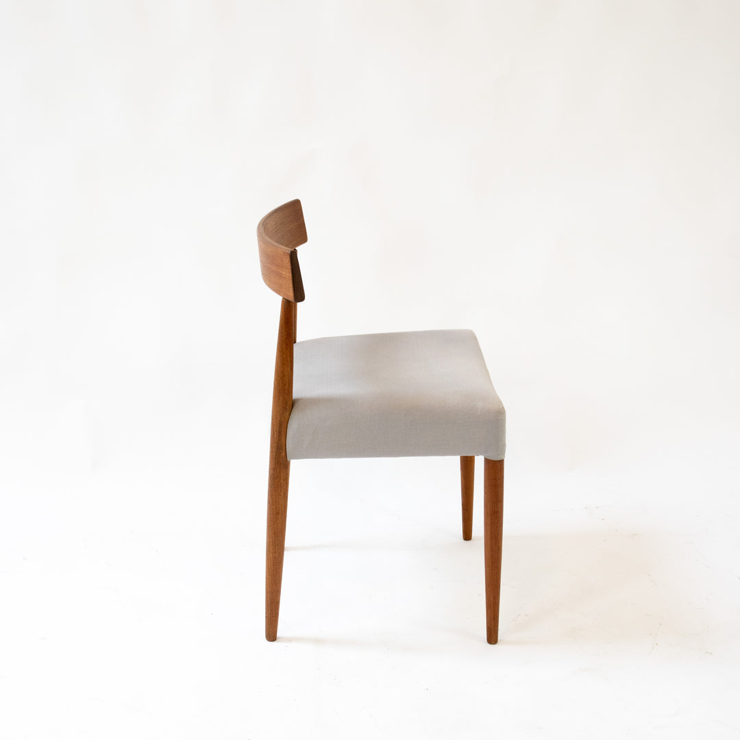 MK 200 Teak Stuhl von Arne Hovmand-Olsen für Mogens Kold, Seitenansicht links