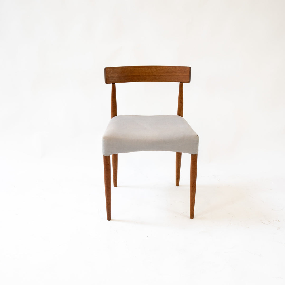MK 200 Teak Stuhl von Arne Hovmand-Olsen für Mogens Kold, Vorderseite