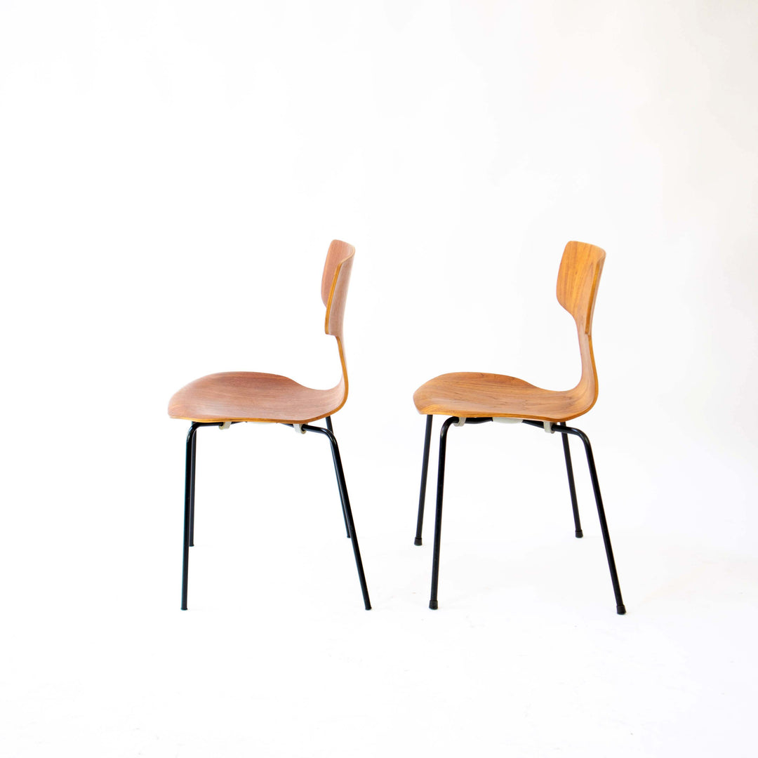 Paar Hammer Chairs Modell 3103 von Arne Jacobsen für Fritz Hansen, Seitenansicht rechts