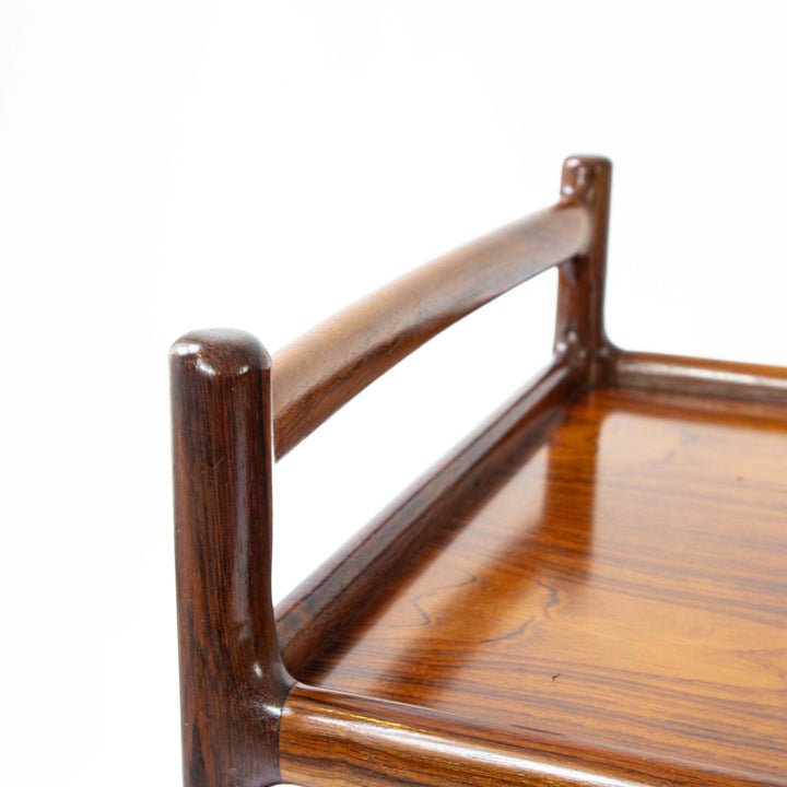 Palisander Servierwagen von Johannes Andersen für Silkeborg, Detailansicht Griffe rechts