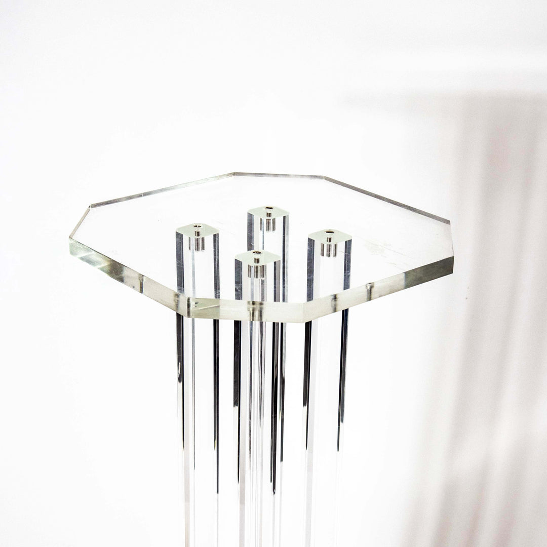 Plexiglas Säule, Platte oben