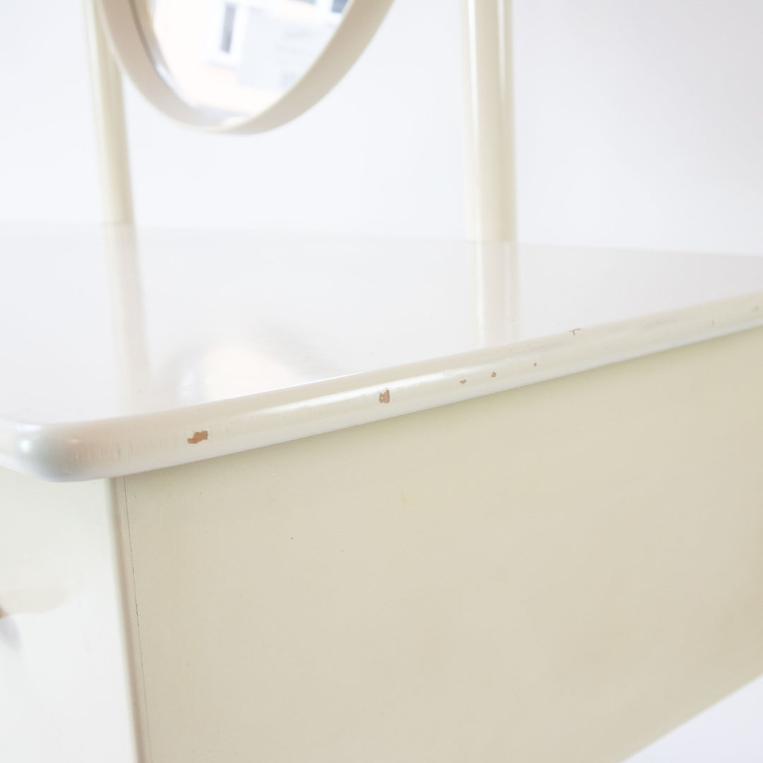 Schminktisch von Sven Engström & Gunnar Myrstrand für Bodafors, Detailansicht Fehlstelle Seite