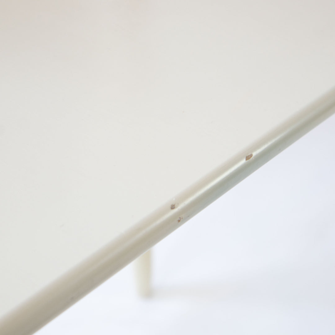 Schminktisch von Sven Engström & Gunnar Myrstrand für Bodafors, Detailansicht Fehlstelle Tischkante