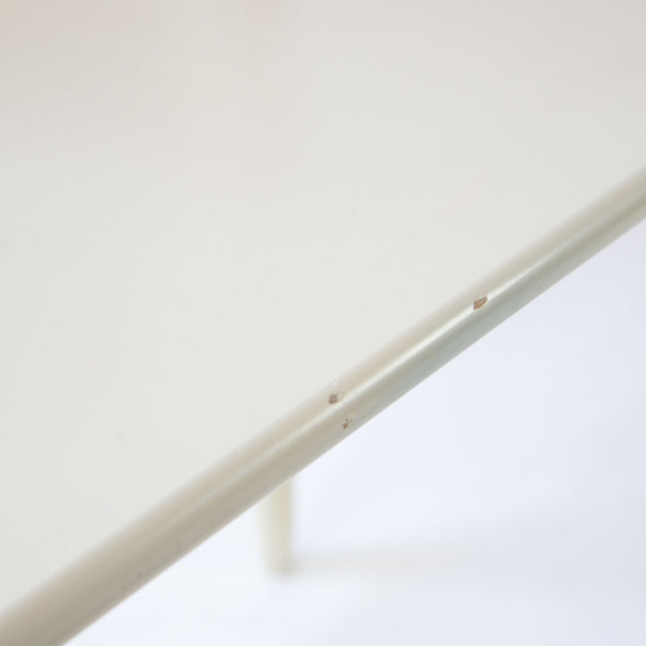 Schminktisch von Sven Engström & Gunnar Myrstrand für Bodafors, Detailansicht Fehlstelle Tischkante