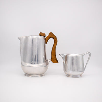 Picquot Ware Kaffee Set, Kanne und Milchkännchen, Seitenansicht rechts