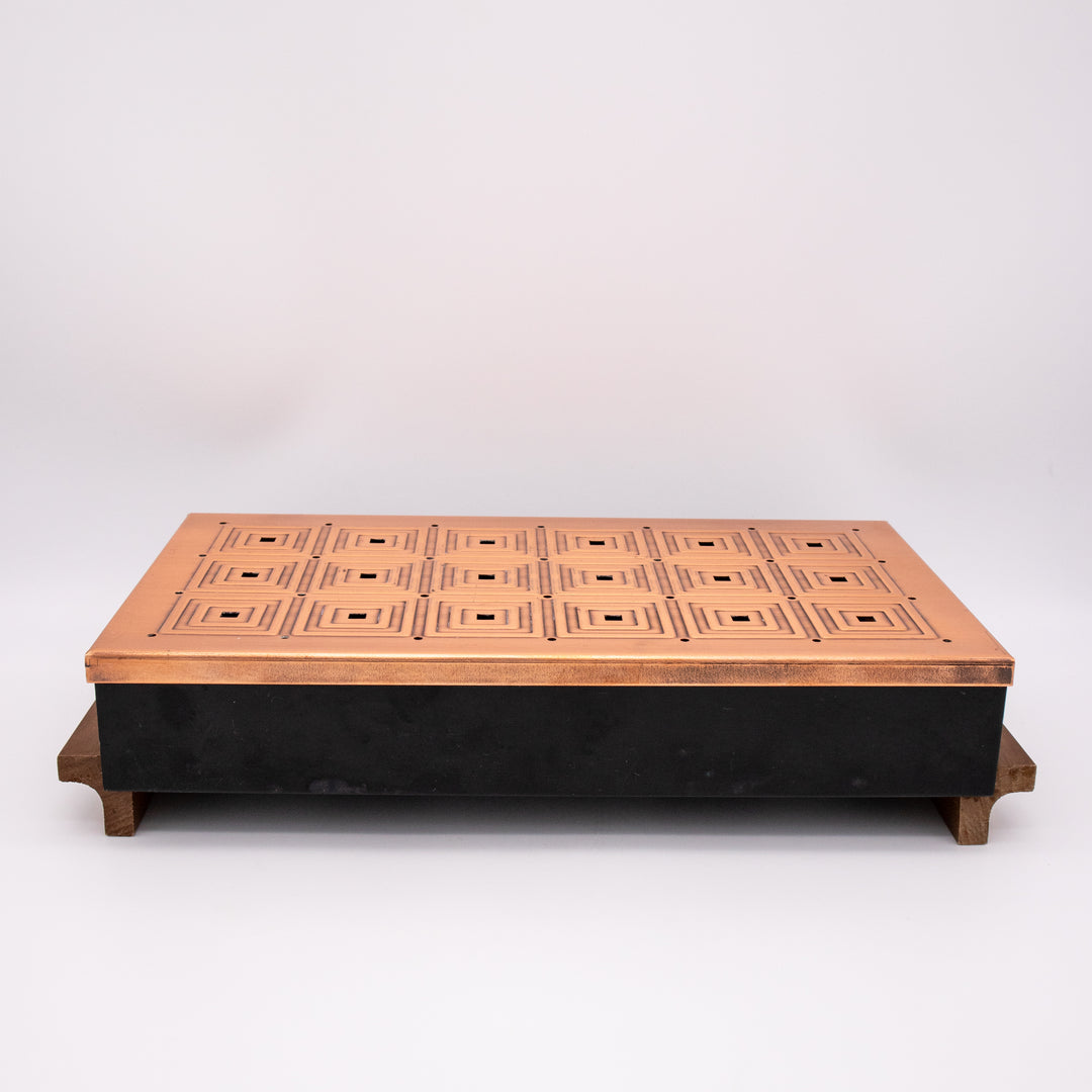 Stövchen aus Kupfer und Teak, Seitenansicht