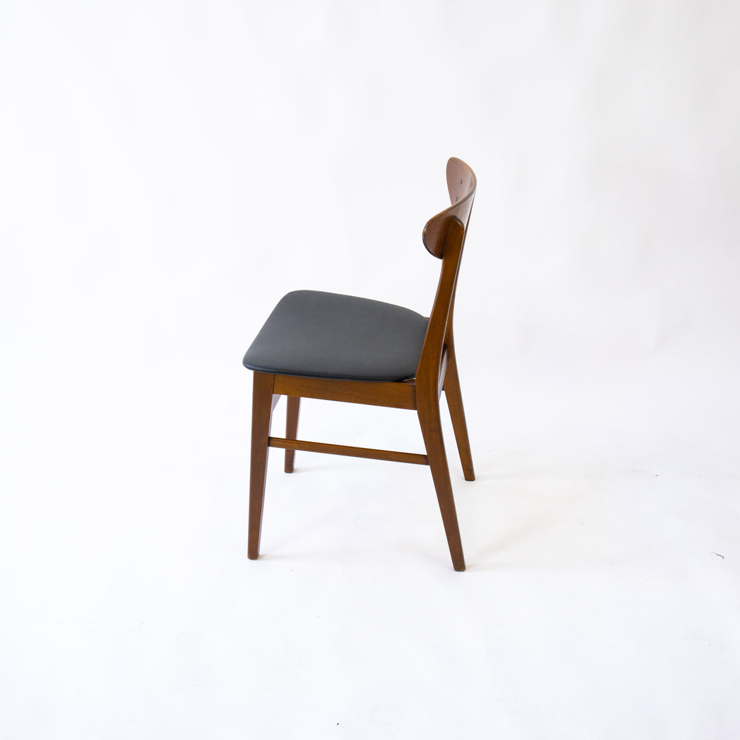 Sessel "Modell 210" von Farstrup Møbler, Seitenansicht rechts