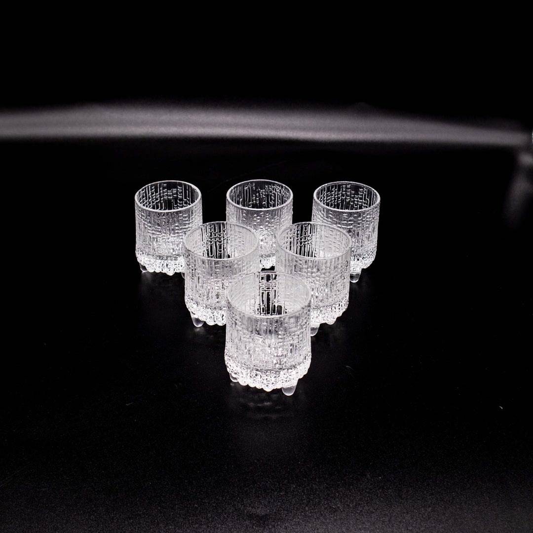 Shot Gläser Set Ultima Thule von Tapio Wirkkala für Iittala, im Dreieck stehend