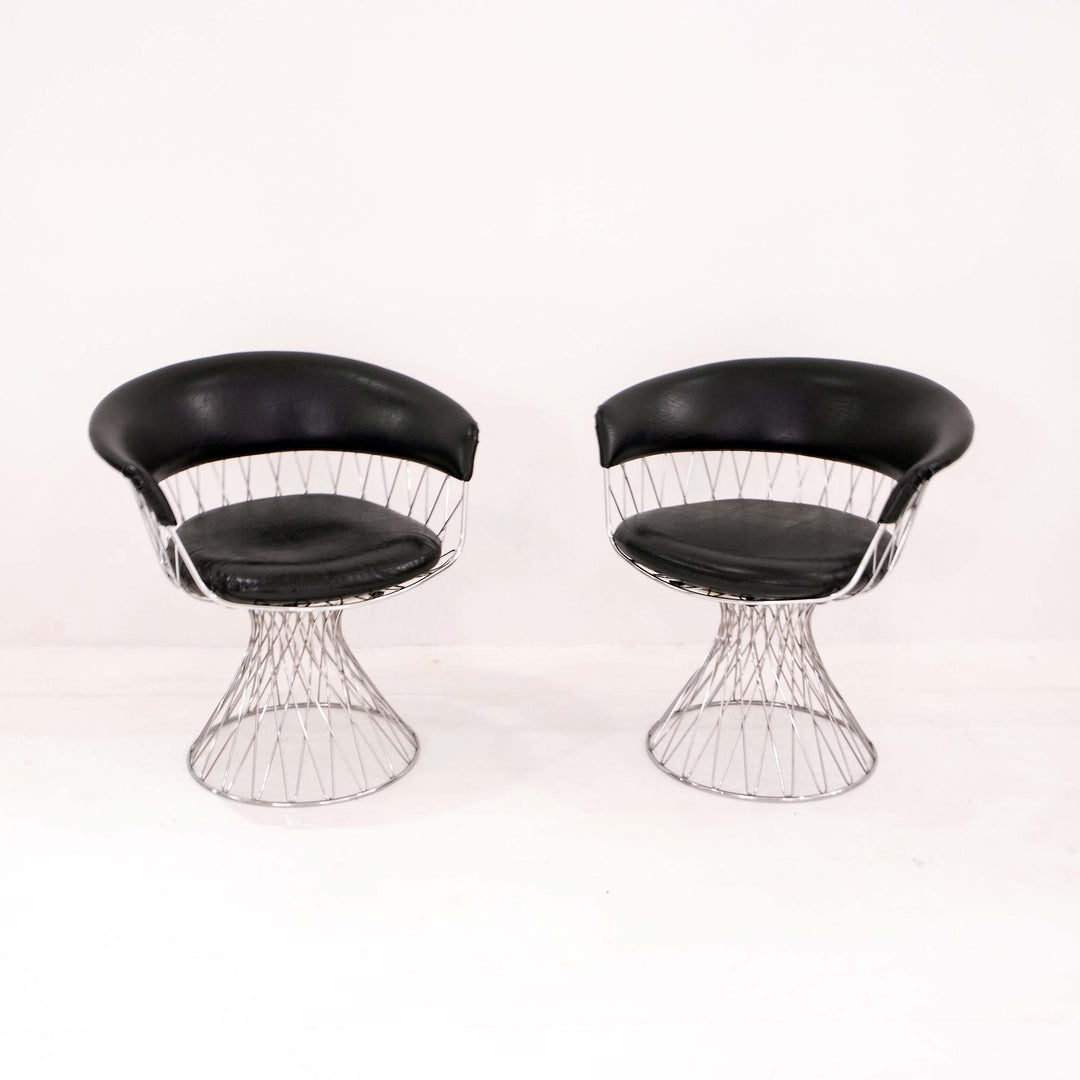Space Age Bistro Set, Sessel arrangiert