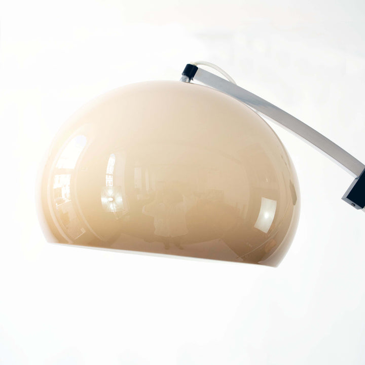 Space Age Bogenstehleuchte mit Travertinsockel, Detailansicht, Lampemschirm