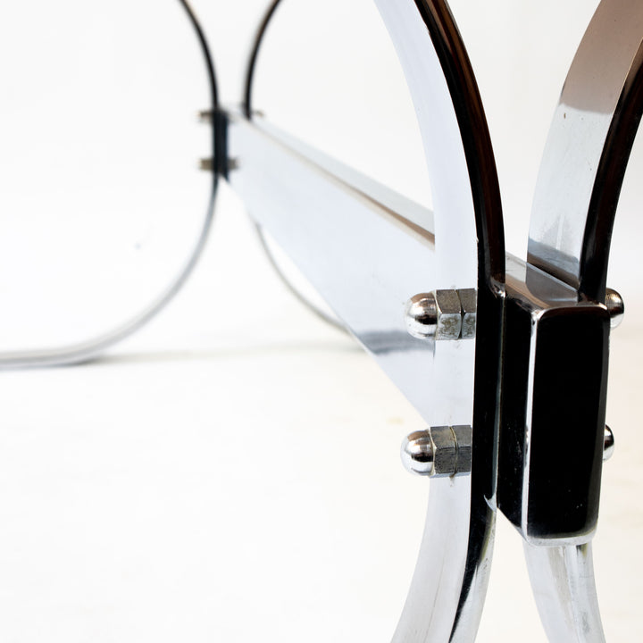 Vintage Space Age Couchtisch mit Chromgestell und Rauchglasplatte, Detailansicht Chromgestell