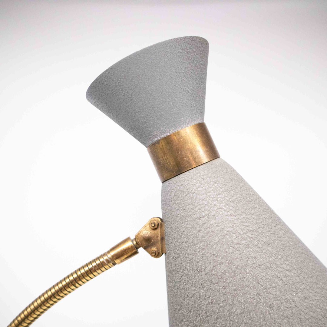 "Stil Novo" Tischlampe von Nikoll, Detailansicht Schirm