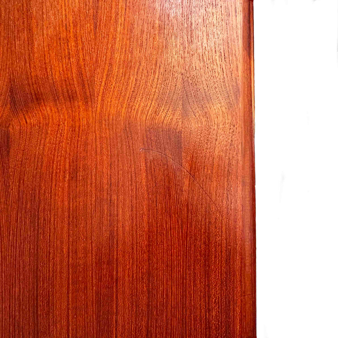 Teak Highboard von Harry Østergaard für Randers,  Detailansicht Kratzer