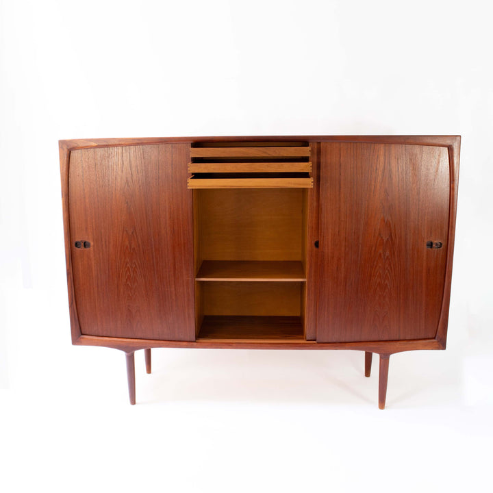 Teak Highboard von Harry Østergaard für Randers, Mittel Teil geöffnet