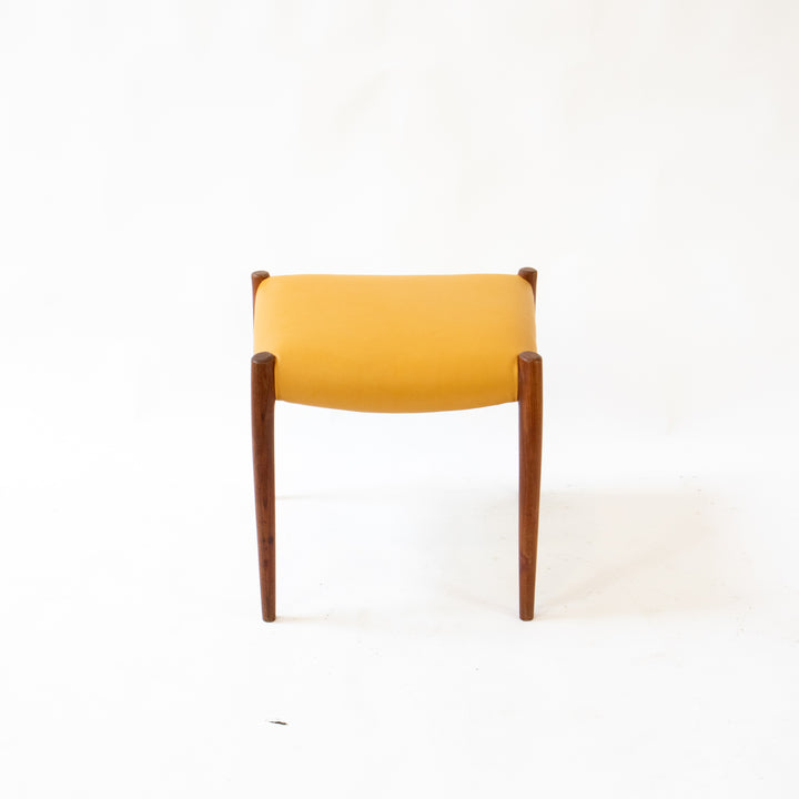 Teakhocker von Niels Otto Møller, Rückseite