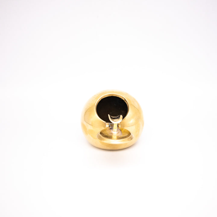 Valenti Kugel-Aschenbecher aus Messing,Vorderseite, geöffnet