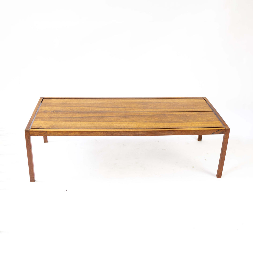 Vintage Brasilianischer Palisander Couchtisch, Vorderseite