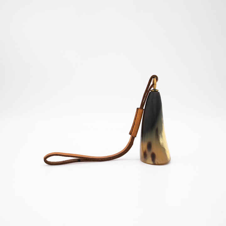 Vintage Carl Auböck Flaschenverschluss aus Horn, Leder & Kork, Seitenansicht links