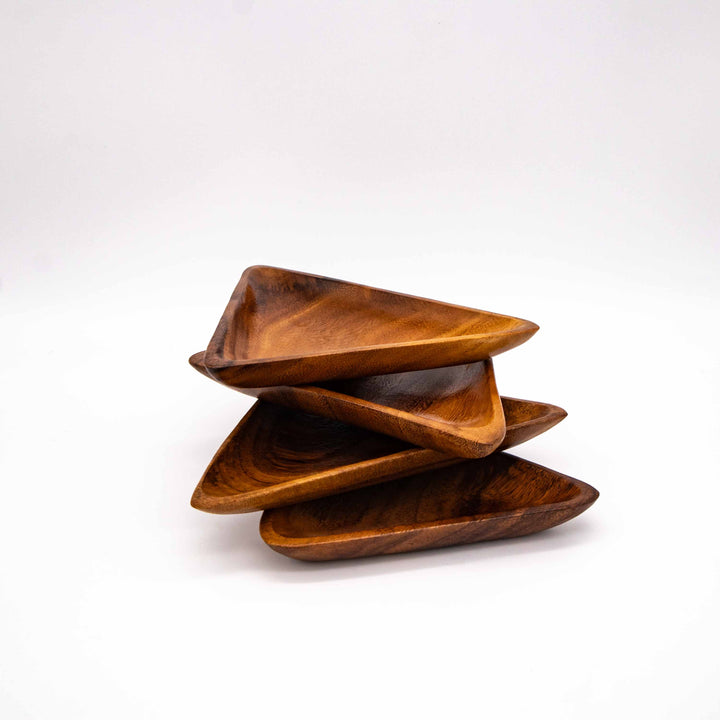 Vintage Dreieckiges Teakholz Schalen Set, arrangiert 2