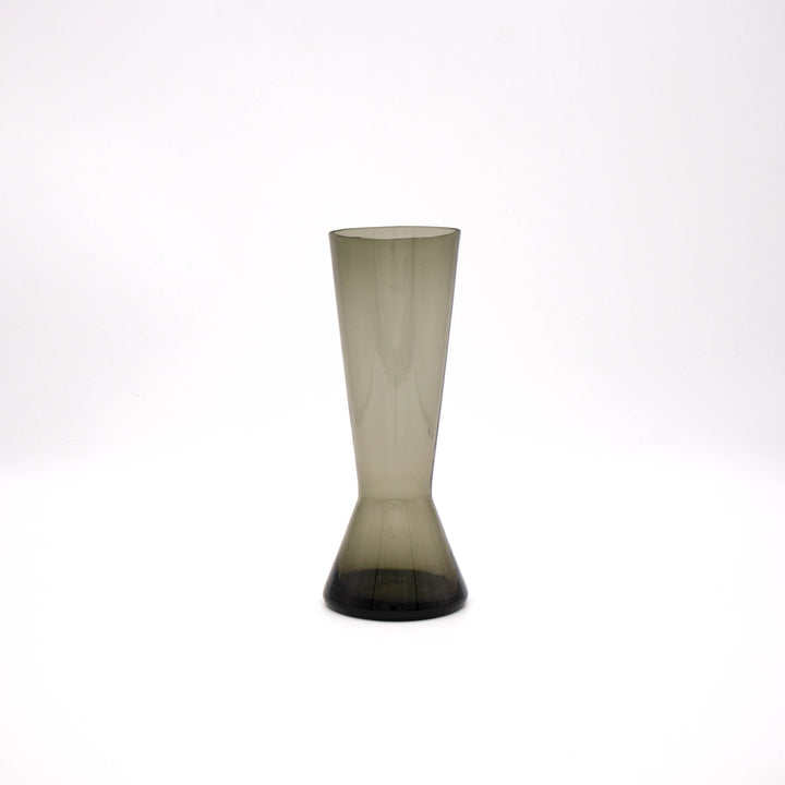 Vintage Kleine Trichtervase aus Rauchglas, Vorderseite