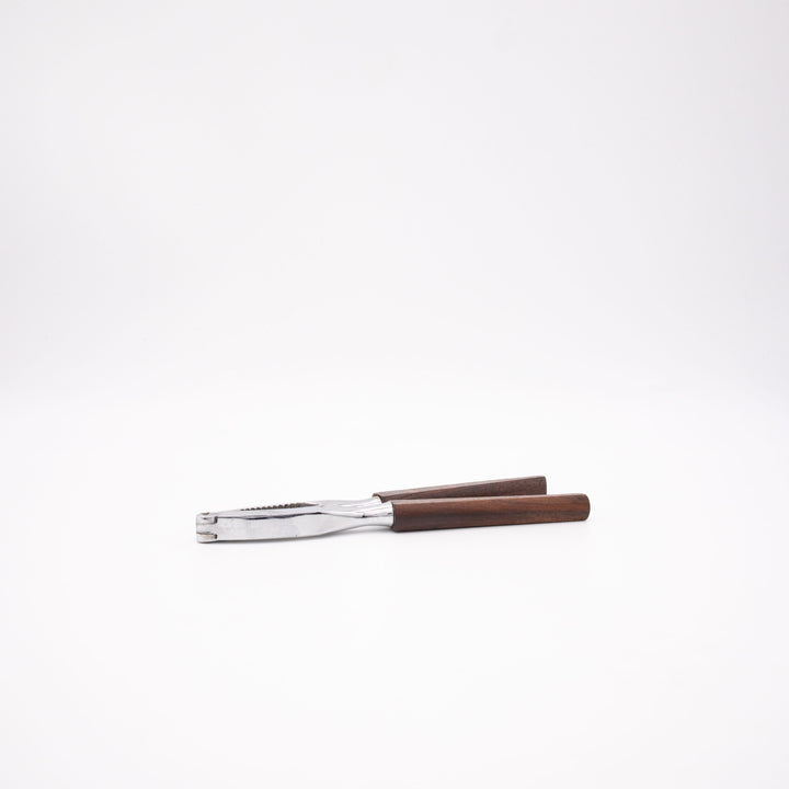 Vintage Nussknacker mit Rosenholzgriff, liegend