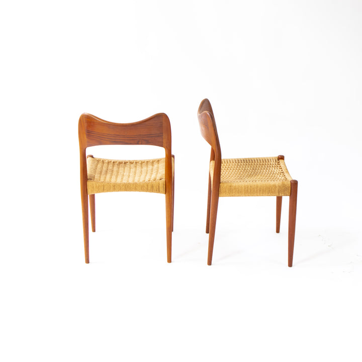Vintage Paar Teak Sessel von Arne Hovmand Olsen, alternierendeSeitenansicht rechts