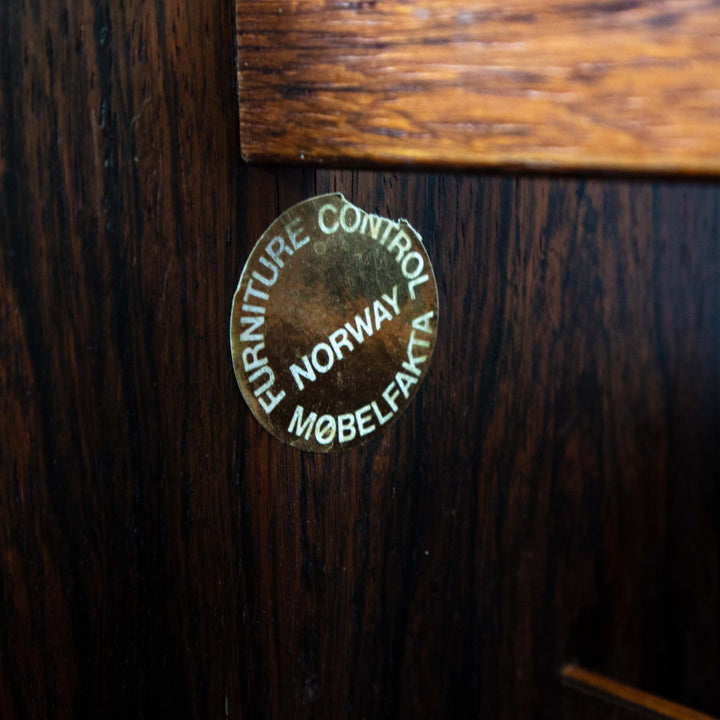 Vintage Palisander Schallplattenständer "Scala" von Rolf Hesland für Bruksbo, Original Etikett "Furniture Contrio Norway Møbelfakta"