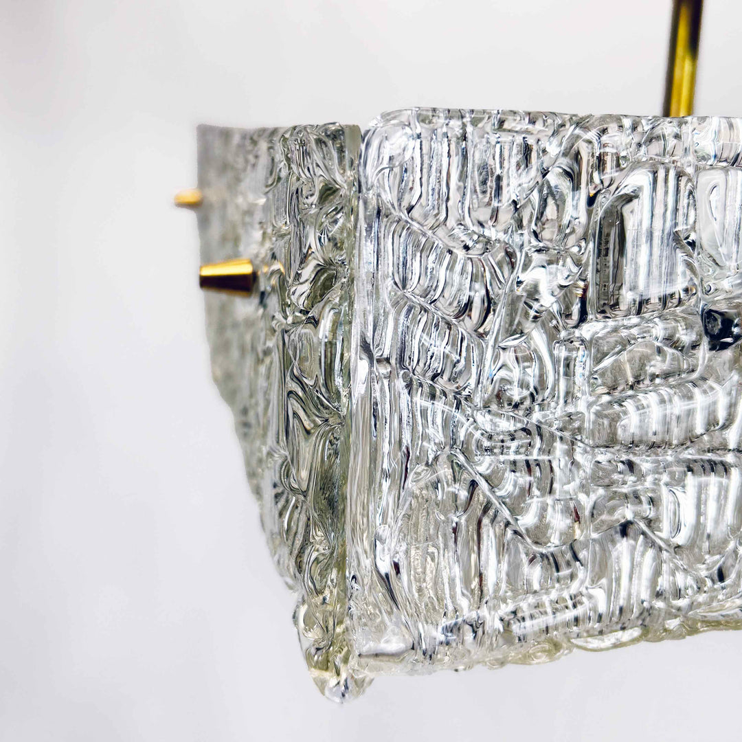 Vintage Quadratischer Eisglasluster von J.T. Kalmar, Detailansicht Glas