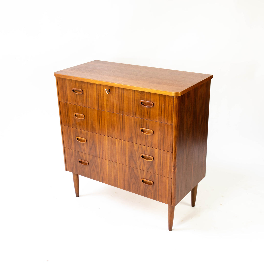 Vintage Teak Kommode von SMI Svensk Mobelindustri, leicht schräg stehend