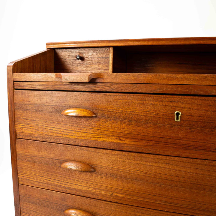 Vintage Teak Sekretär von Børge Lerche für Riis-Antonsen Møbelfabrik, Detailansicht Schubladen
